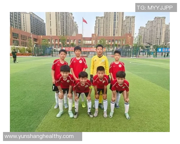 少年足球交流活动促进青少年体育精神与团队合作能力的提升