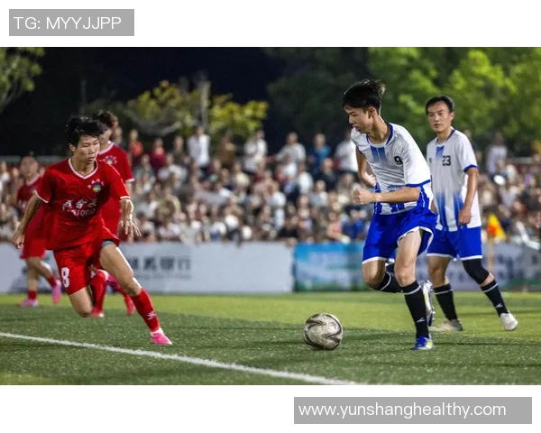 足球中年:如何在职业生涯的黄金期重塑自我与追逐梦想 足球中年:如何在职业生涯的黄金期重塑自我与追逐梦想