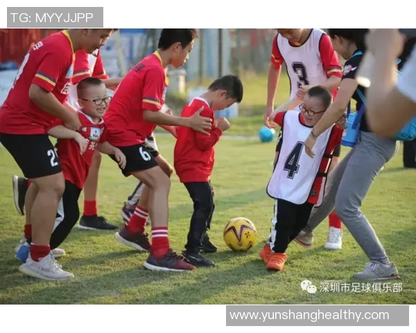 足球树脂胶的应用与优势解析助力球场建设与维护 足球树脂胶的应用与优势解析助力球场建设与维护